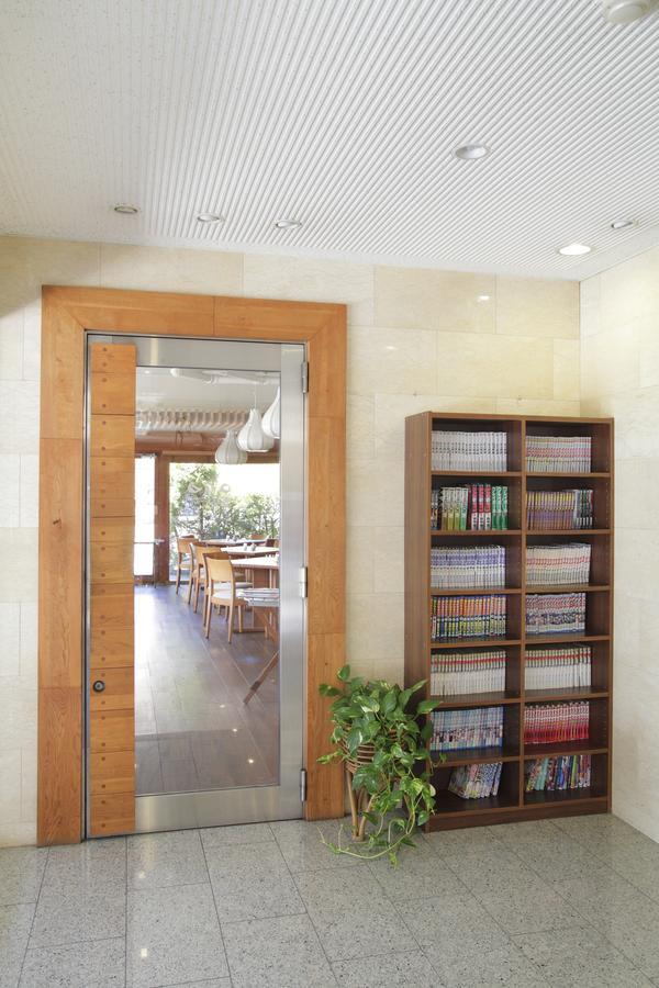 Park Hotel Kani Exterior photo